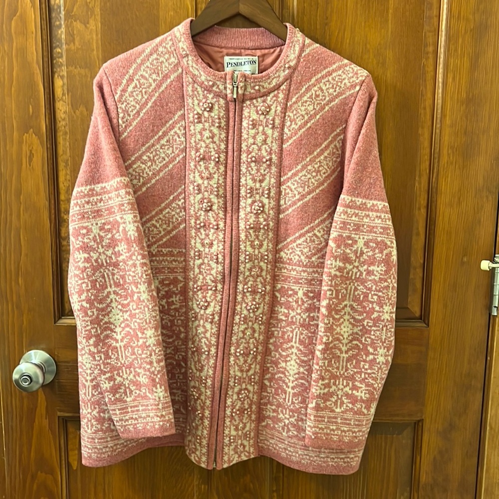 Dusty pink lambs wool Pendleton zip up sweater